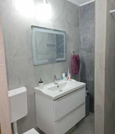 Alexe Apartament *